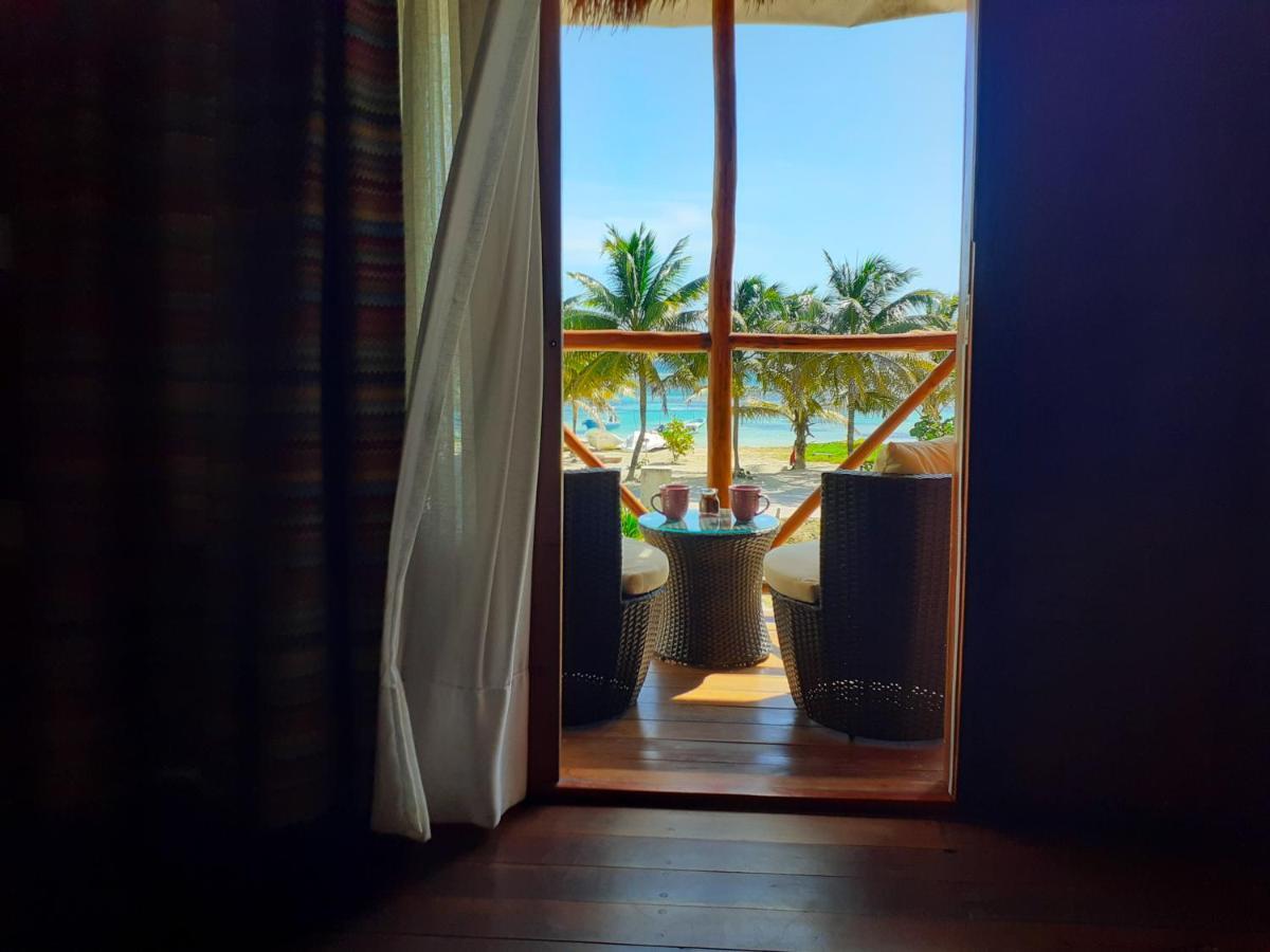 Palmeras De Mahahual Cabanas 외부 사진